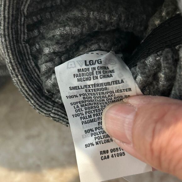 Under Amour Gloves Size L - Picture 4 of 5